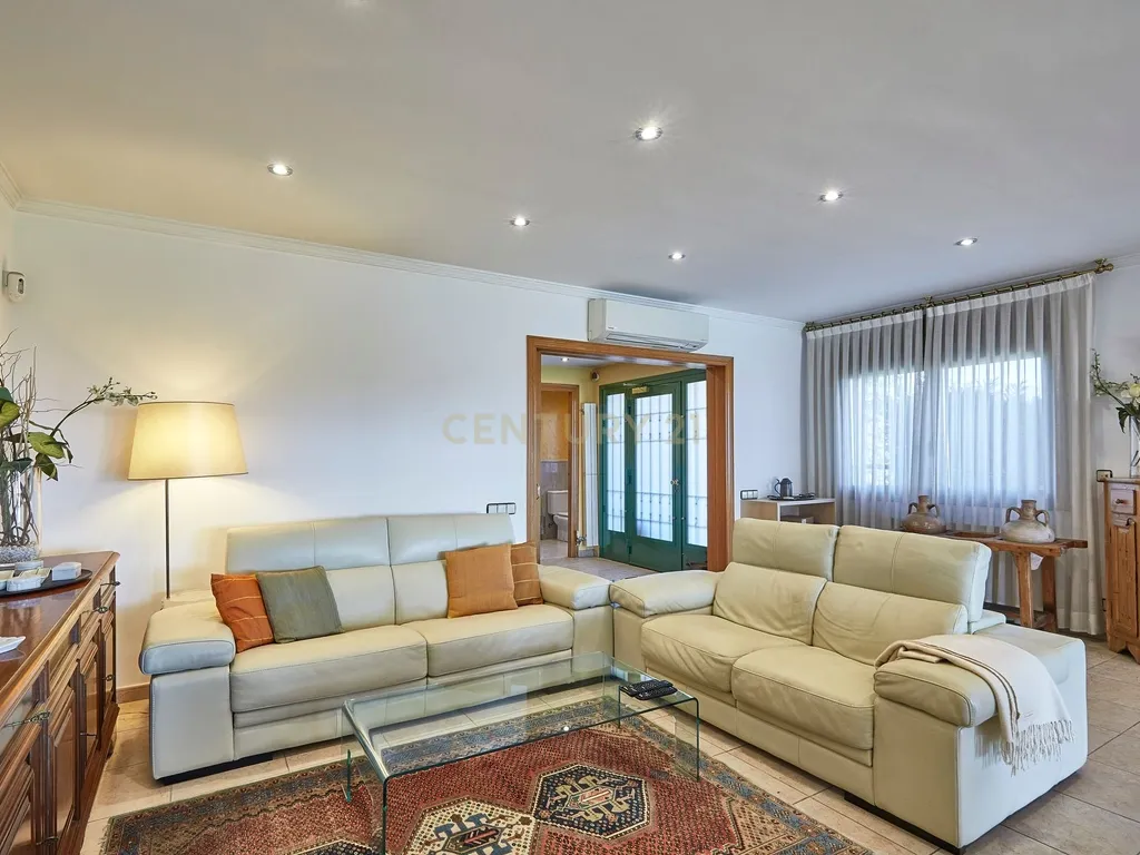 CASA À VENDA EM L'AMETLLA DEL VALLES, CENTRO DA VILA - Image 11