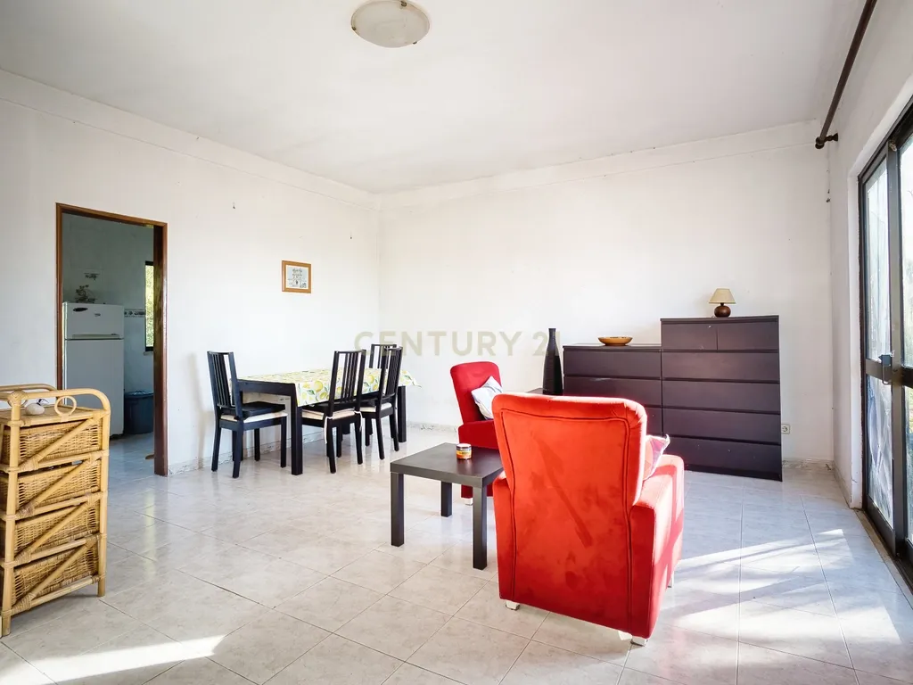 Casa com charme, vista mar e muito potencial - Image 14