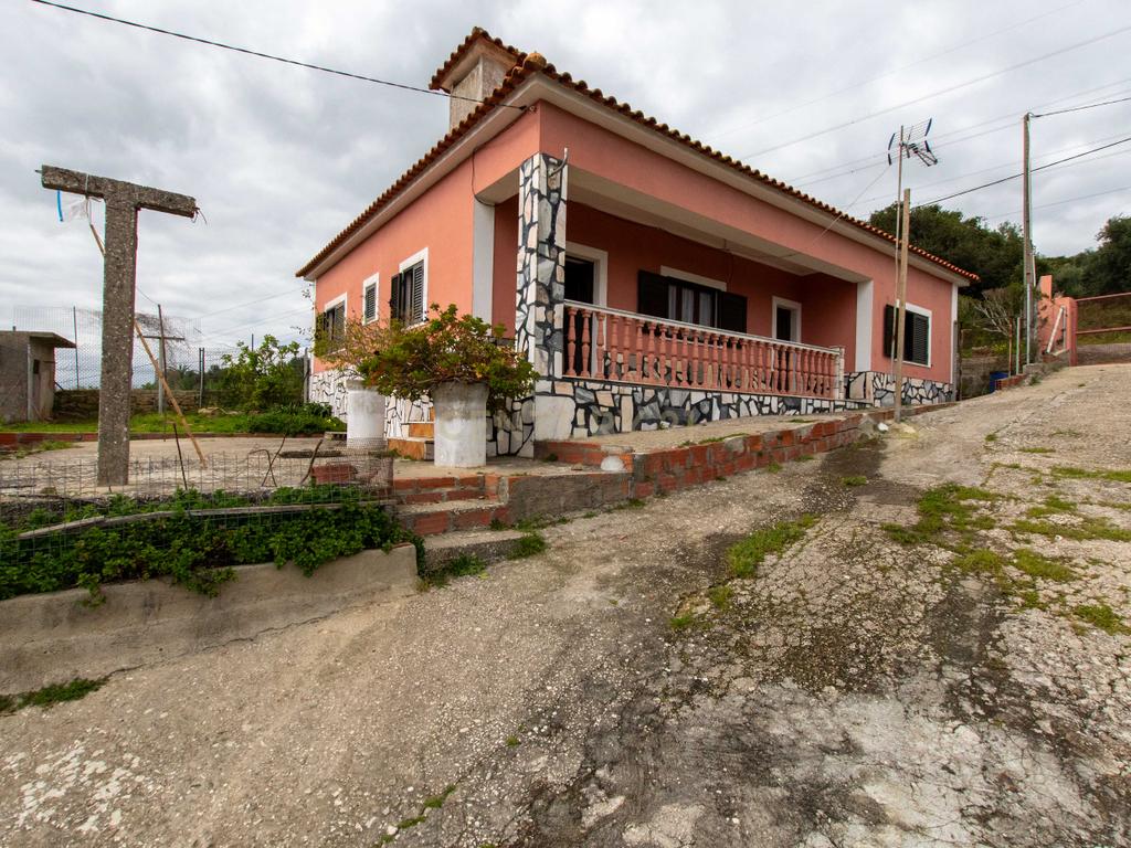 Moradia Isolada em São João dos Montes, Perto de Alhandra - Image 1