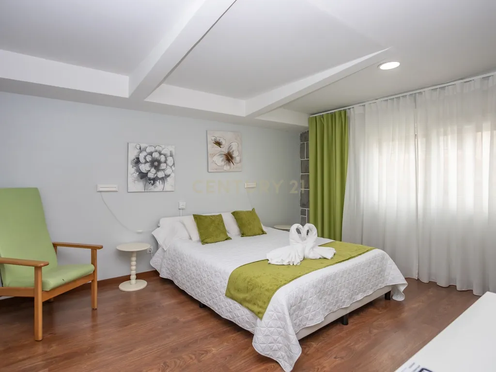 Fantástica Moradia Versátil com Piscina e Jardim, junto a serra da Arrábida – Setúbal - Image 52