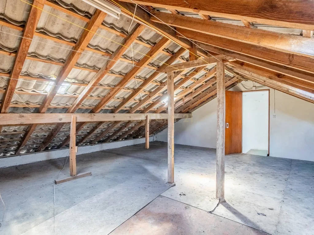 Moradia T4 | 278 m² de construção | Terraço 120 m² | Quintal 110 m² | Garagem 3 carros | Agualva-Cacém - Image 32