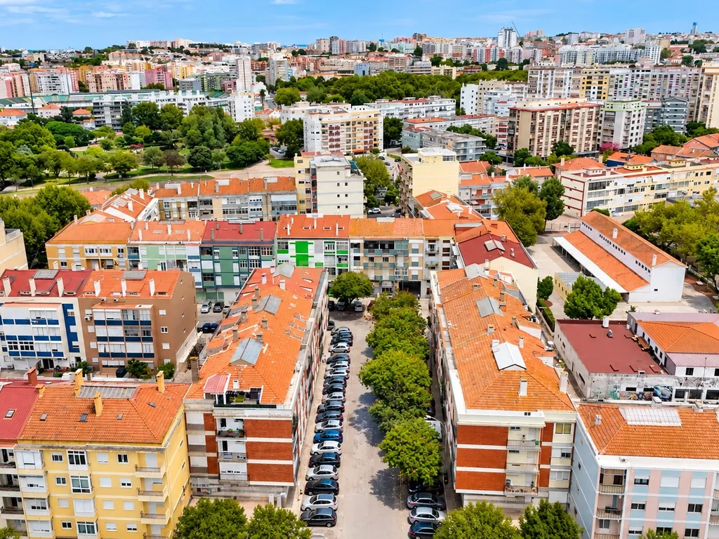 T3 no Bairro do Montalvão – Conforto, centralidade e qualidade de vida em Setúbal - Image 33