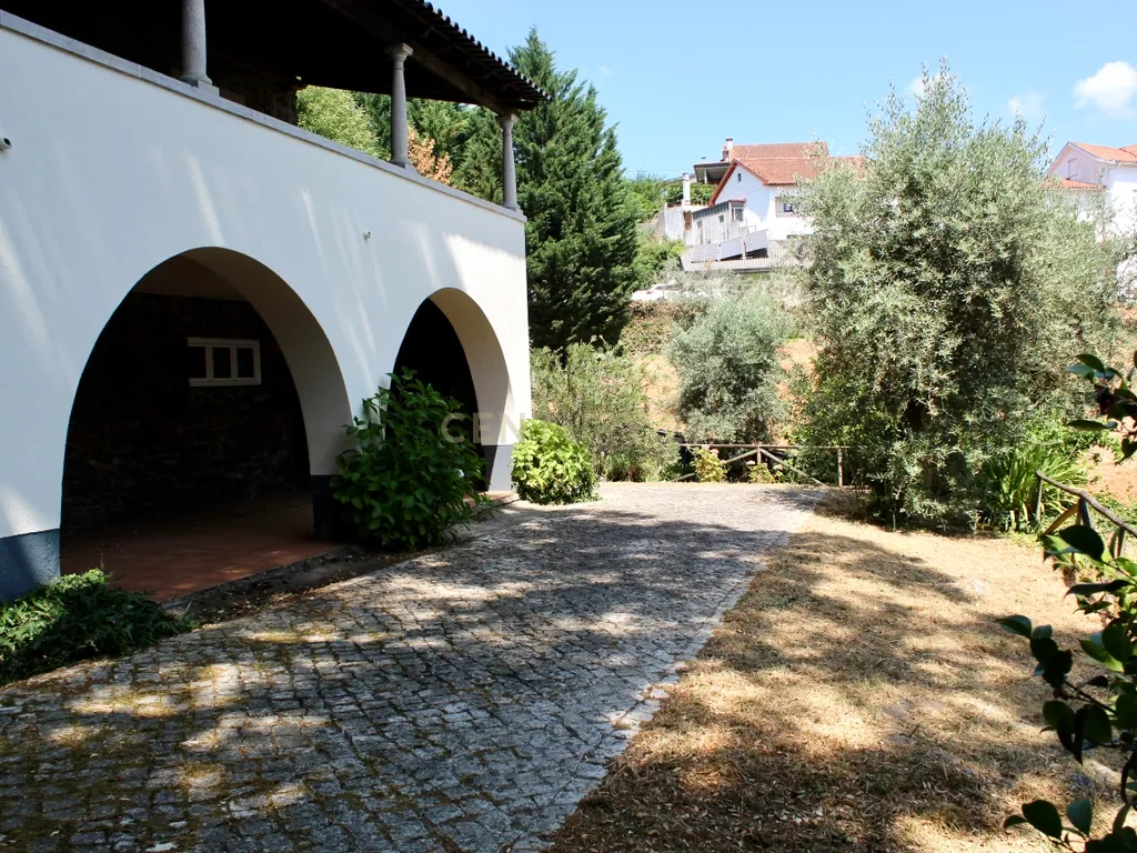 Turismo Rural || Moradia com Piscina || Castanheira De Pêra - Image 30