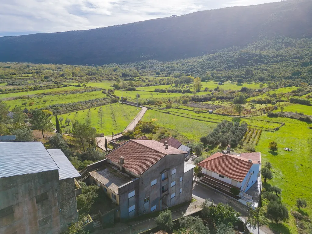 CONJUNTO MORADIA, 4 APARTAMENTOS E PAVILHÃO - Image 68