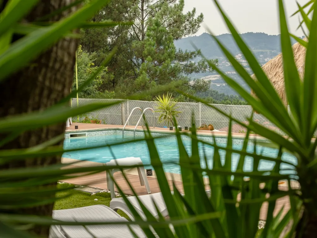 Moradia com Piscina, Vistas Panorâmicas e T2 Independente | São Gonçalo, Amarante - Image 3