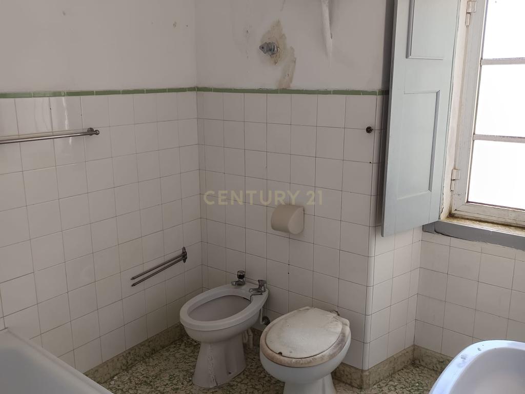 Espaçosa Moradia para Recuperação em Estremoz  - Image 8