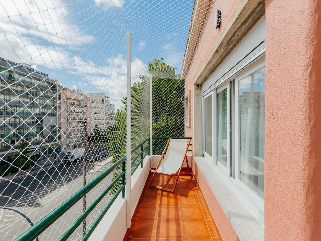 Apartamento T3+1 para Arrendar na Av de Roma completamente Mobilado I Equipado e com utensílios - Image 23