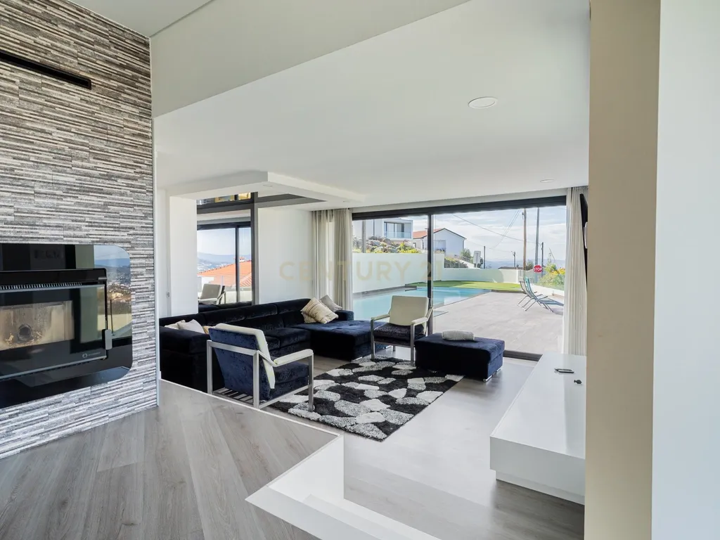 Moradia T3 Térrea com Piscina em Mesão Frio - Guimarães - Image 5