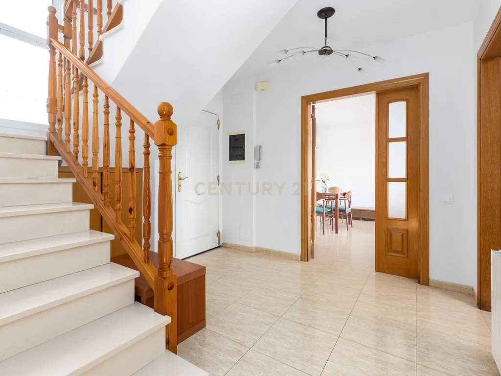 Una casa a quatre vents per viure-la. Una llar per enamorar-se. - Image 12