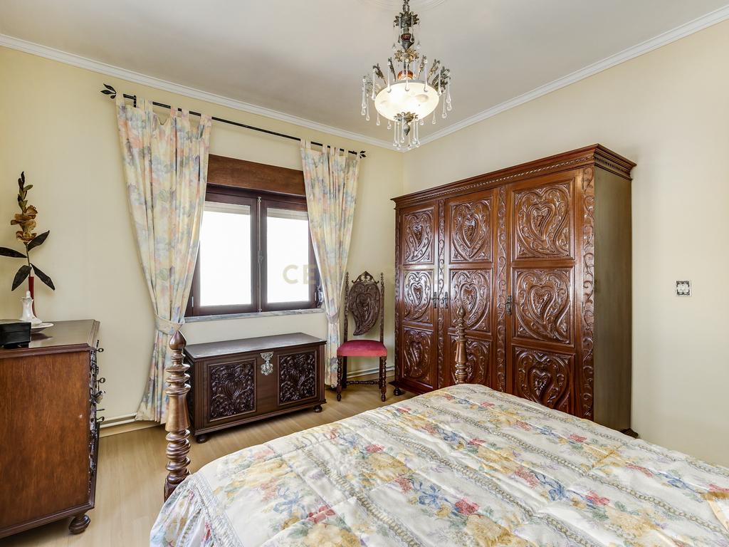 Moradia Bifamiliar – Bairro da Fraternidade, São João da Talha - Image 21