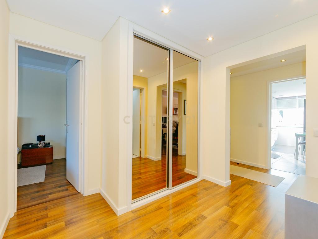 Apartamento T3 com 100,5 m² em Alfornelos com Arrecadação no piso -1 - Image 18