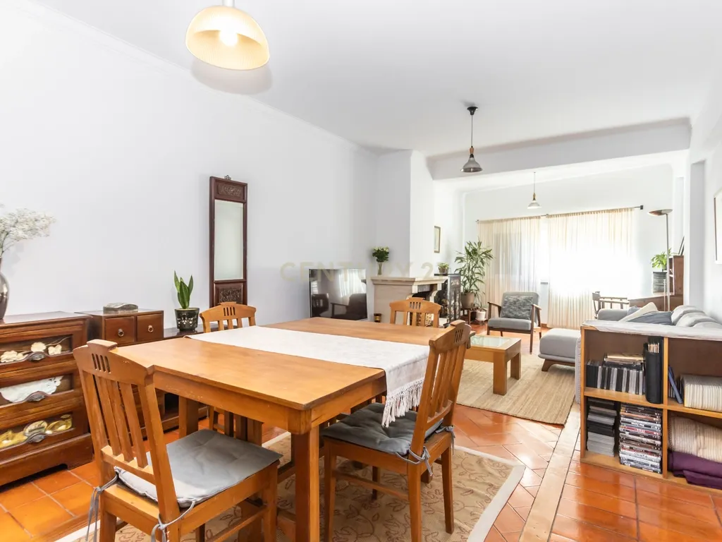 Apartamento T3 com elevador em Palmela - Image 14