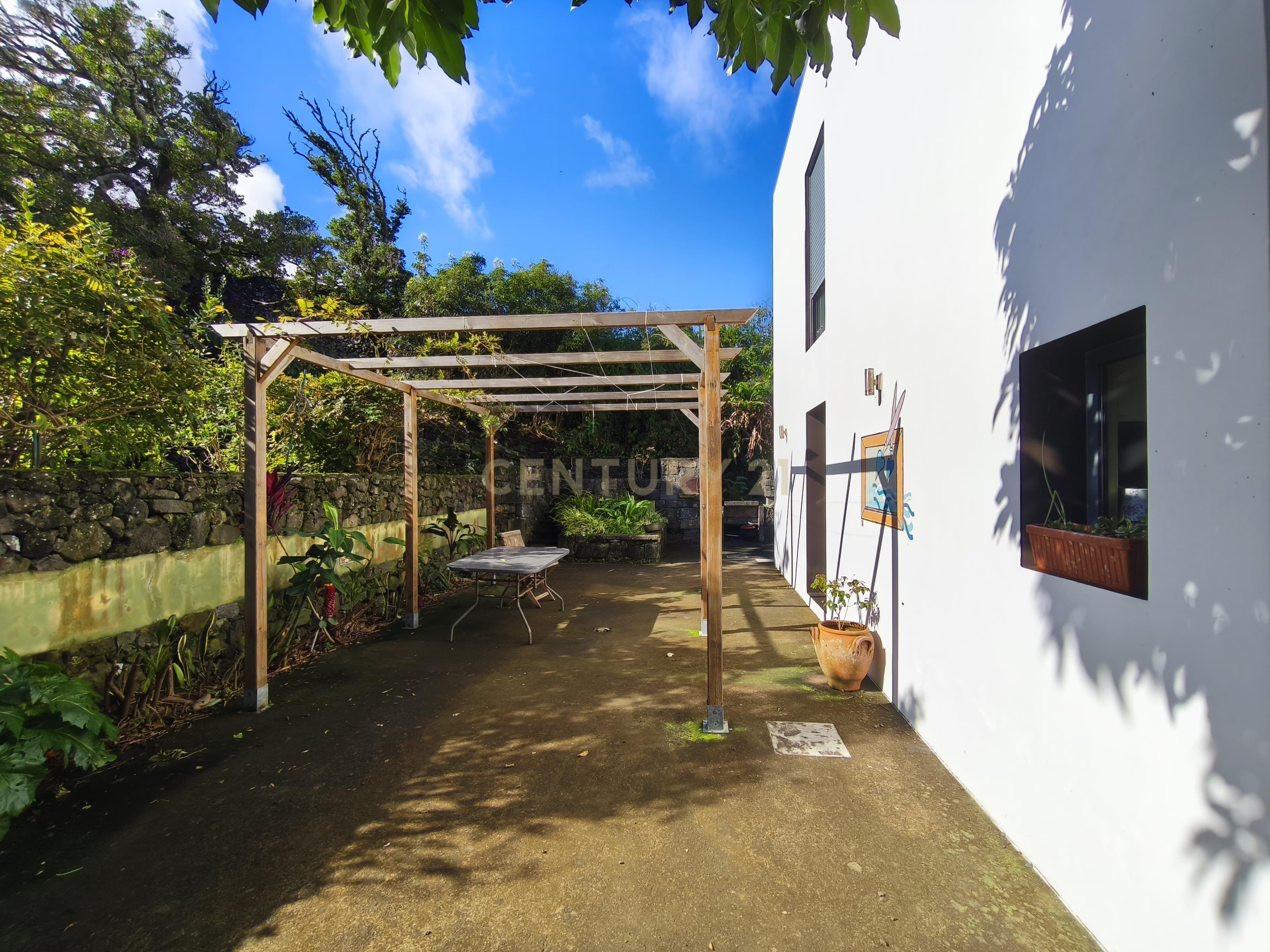 Fotografia 7 de Exclusiva Moradia T4 na Costa Norte de São Miguel - Capelas