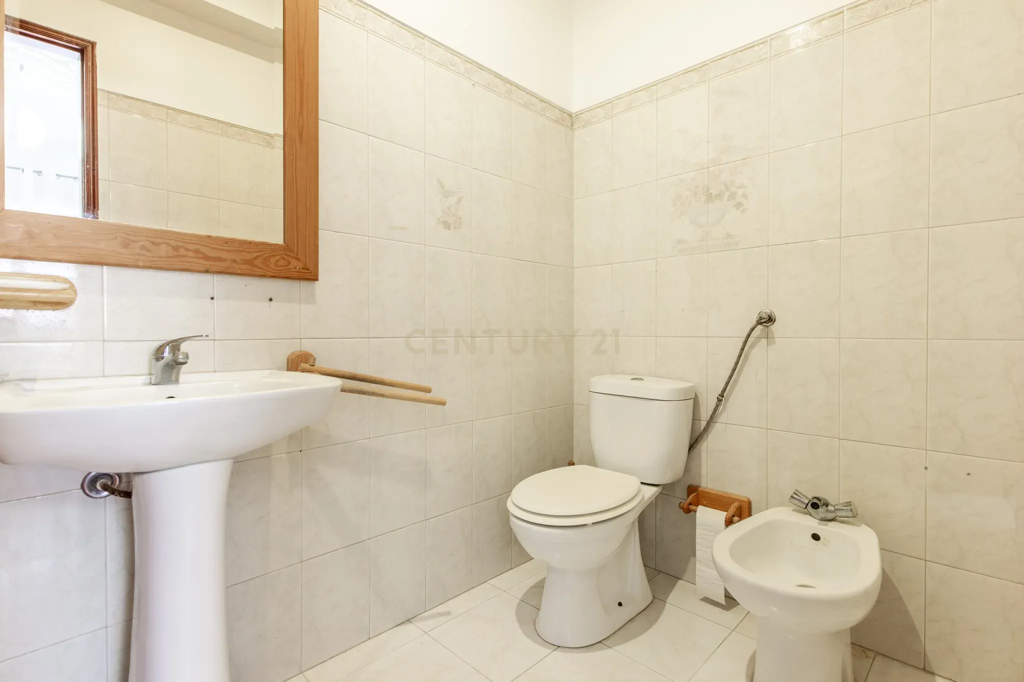 Fotografia 7 de Apartamento T2 em Moita - Oportunidade Única!