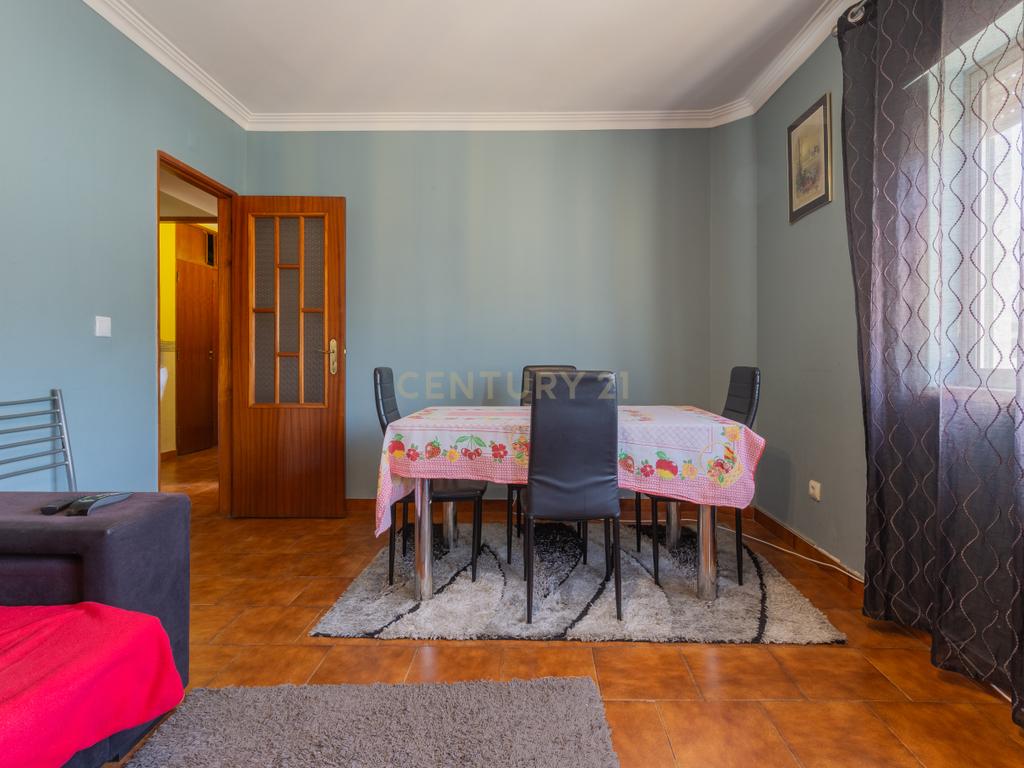Apartamento T3 no Feijó - Image 9