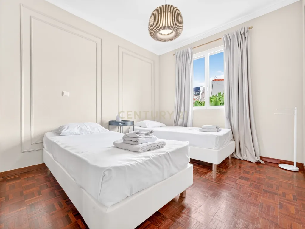 Apartamento T3 em Câmara de Lobos - Vista Mar Definitiva - Image 21