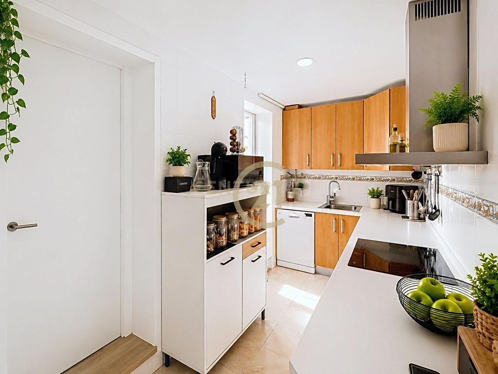 Cobertura de 5 Quartos com Terraço e Churrasqueira: Ideal para Família Numerosa ou Segregação em 2 Habitações! - Image 14