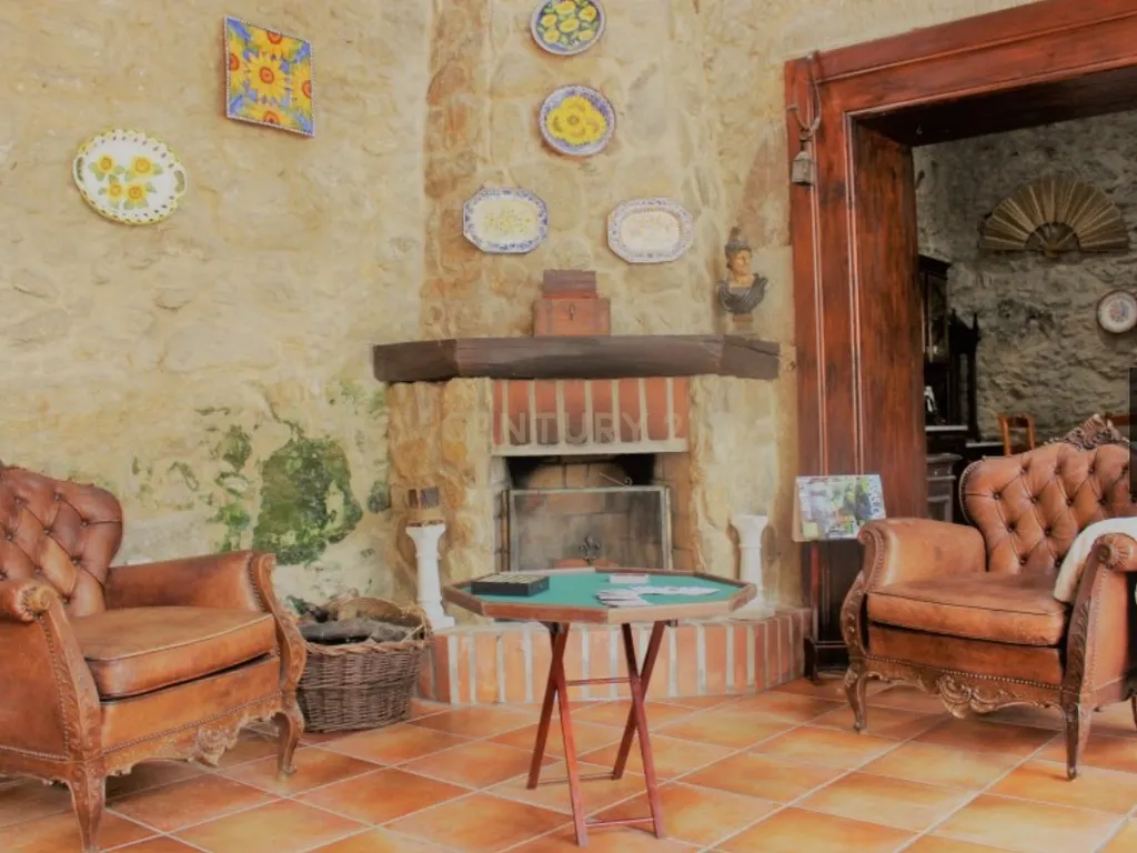 Encantadora Casa de Hóspedes em Aveiro com Jardim e Terraço - Image 8