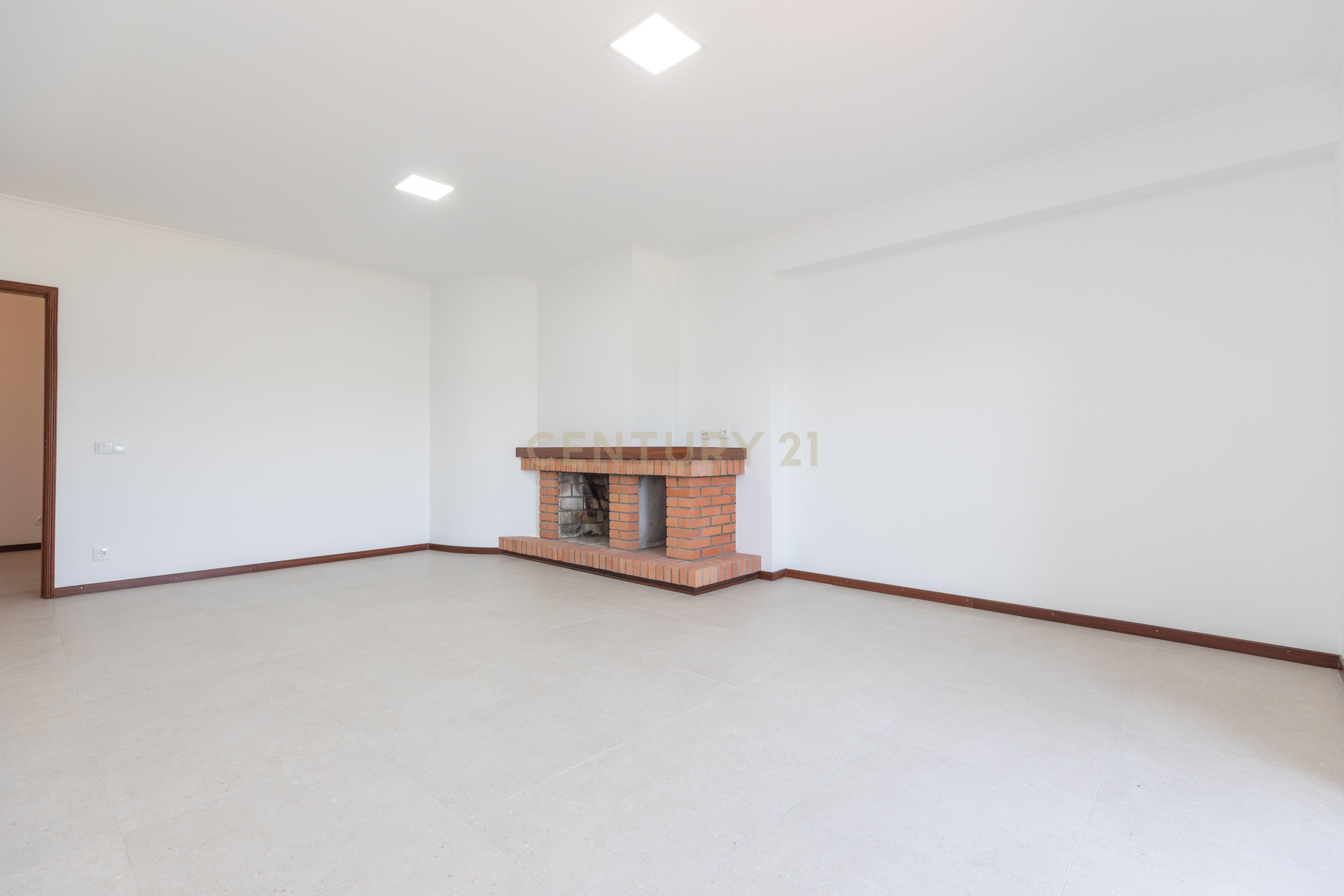 Apartamento T2 à venda em Condeixa-a-Velha e Condeixa-a-Nova, Condeixa-a-Nova — foto 2
