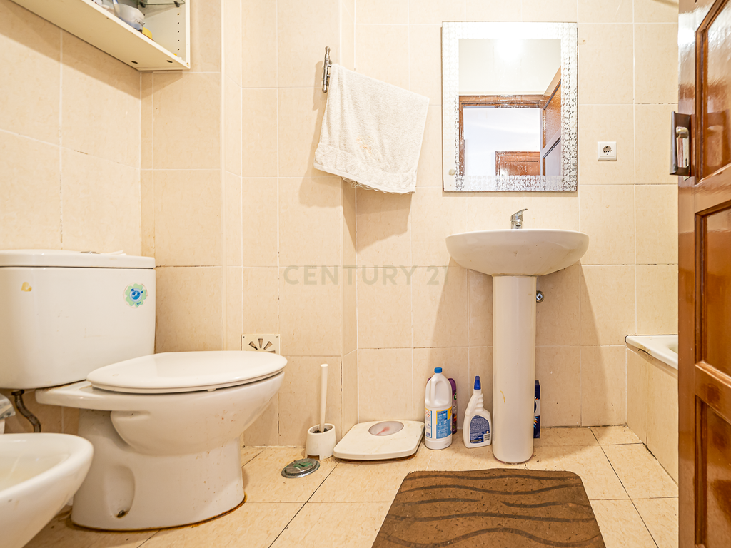APARTAMENTO T1 EM CAMPO DE OURIQUE - Image 10