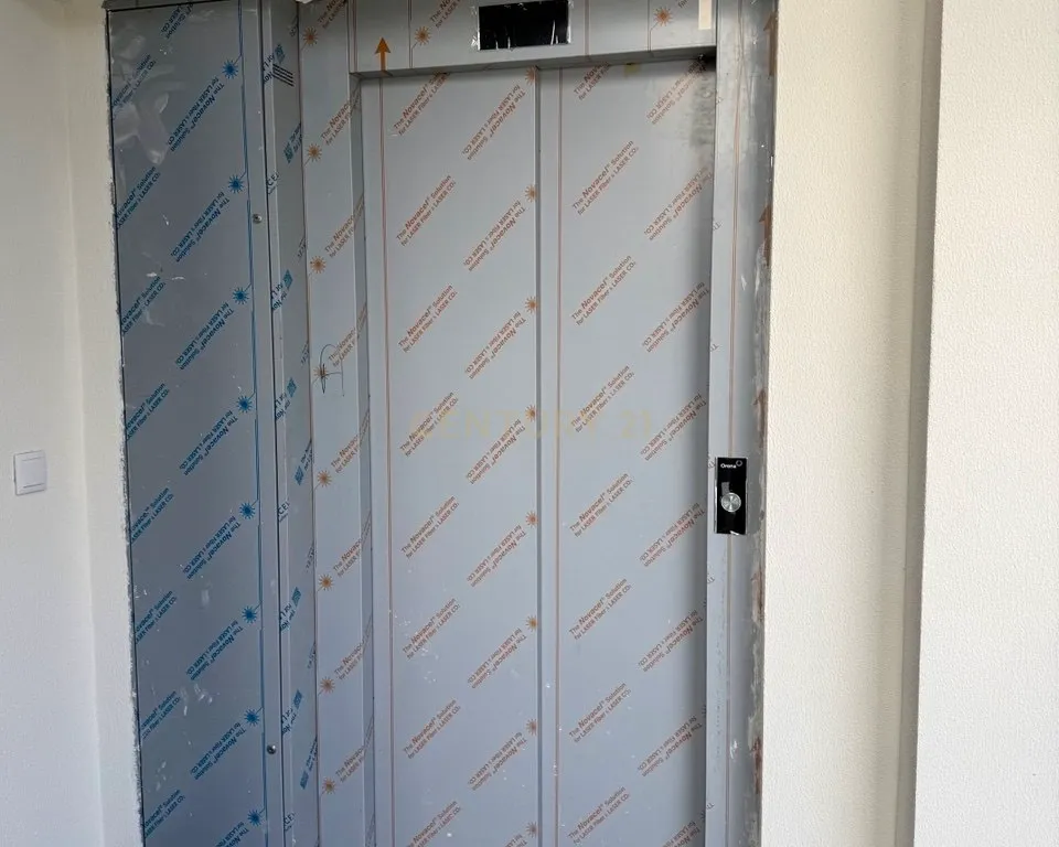 Apartamento Triplex T2 com Piscina Privada no Coração de Alcácer do Sal - Image 12