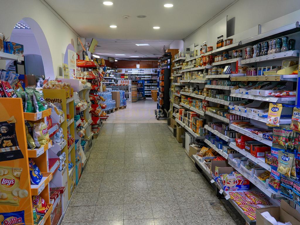 Oportunidade Única de Negócio em Santa Bárbara de Nexe – Faro - Image 5