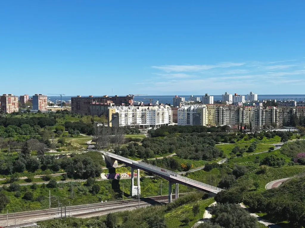 Apartamento T4 Areeiro - Viver bem no coração de Lisboa - Image 18
