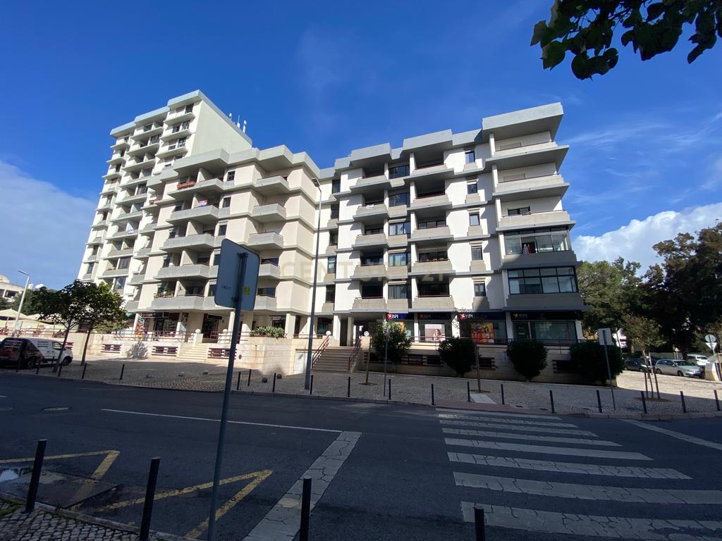Fantástico apartamento no Bairro do Rosário | Cascais - Image 1