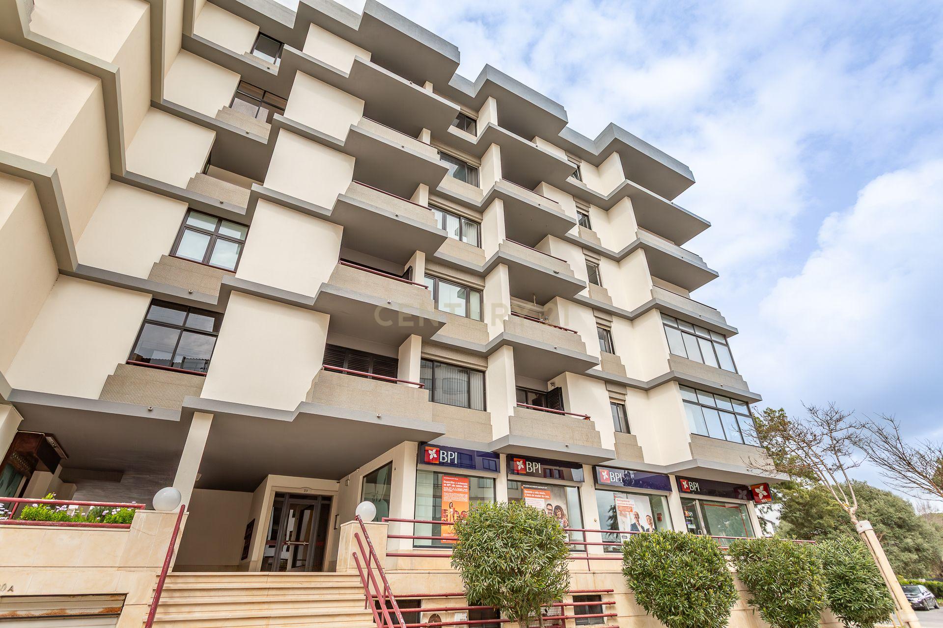 Fantástico apartamento no Bairro do Rosário | Cascais - Image 2