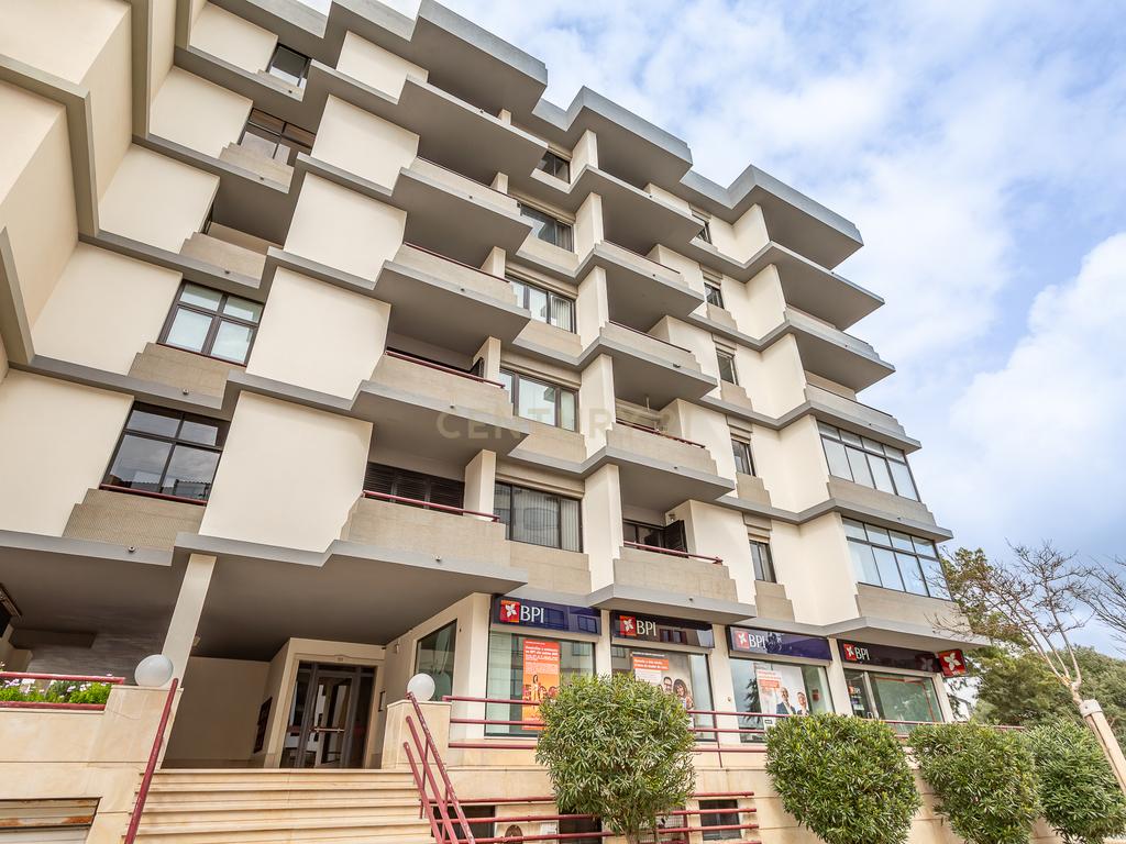 Fantástico apartamento no Bairro do Rosário | Cascais - Image 2