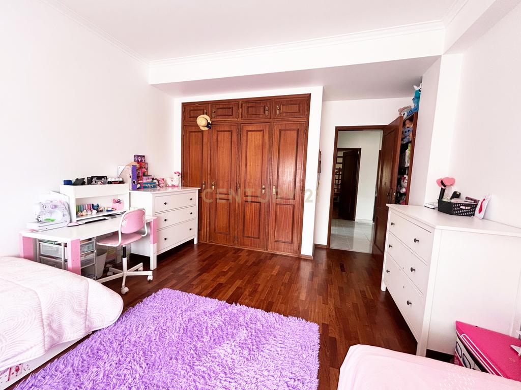 Apartamento T2 em Loures - Condomínio fechado - Image 13
