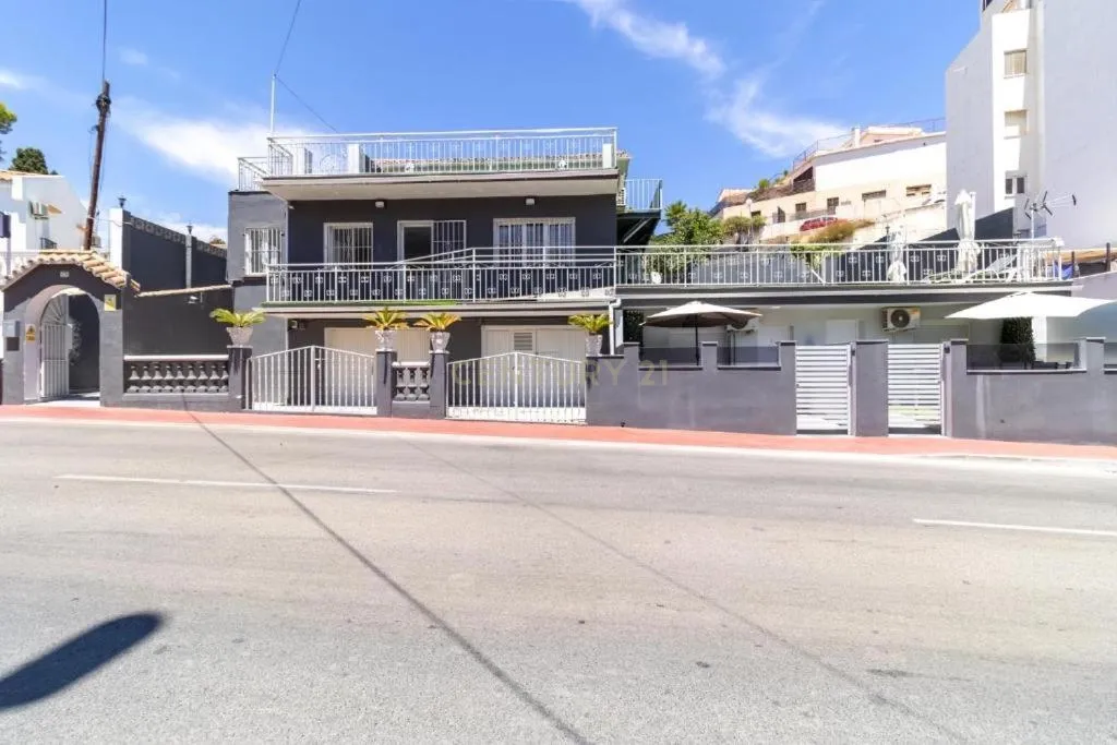 HOTAL À VENDA EM TORREBLANCA – FUENGIROLA - Image 1