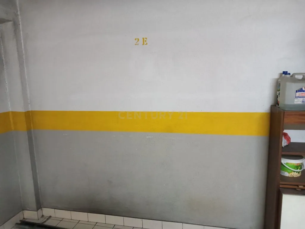 T3 com Suite/Garagem e Arrecadação - Vialonga - Image 64