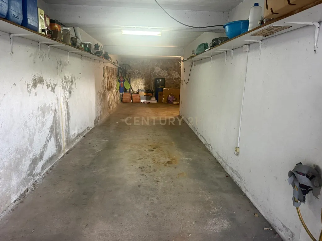 Apartamento T2 com possiblidade de T4, Entroncamento - Image 29