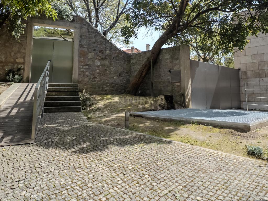 Apartamento T3+1 Porto - Foz - Image 37