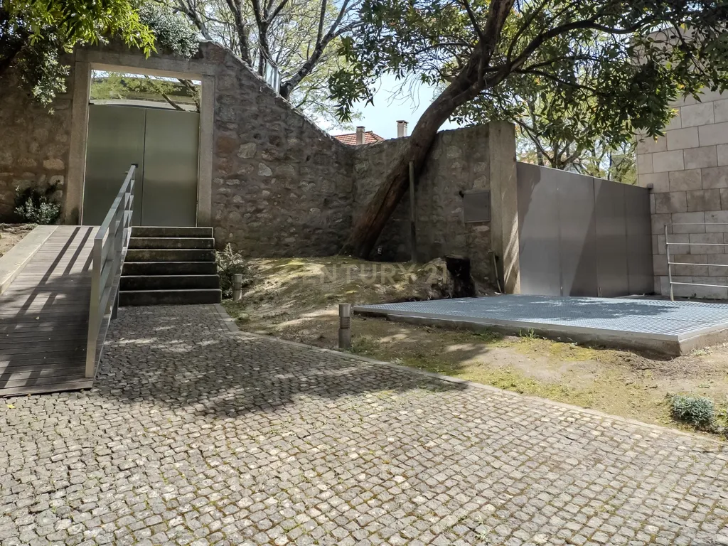 Apartamento T3+1 Porto - Foz - Image 37