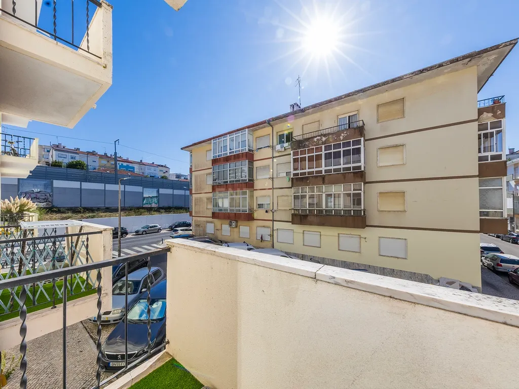 **T2 | Remodelação TOTAL e Smart Home | Agualva-Cacém** - Image 14