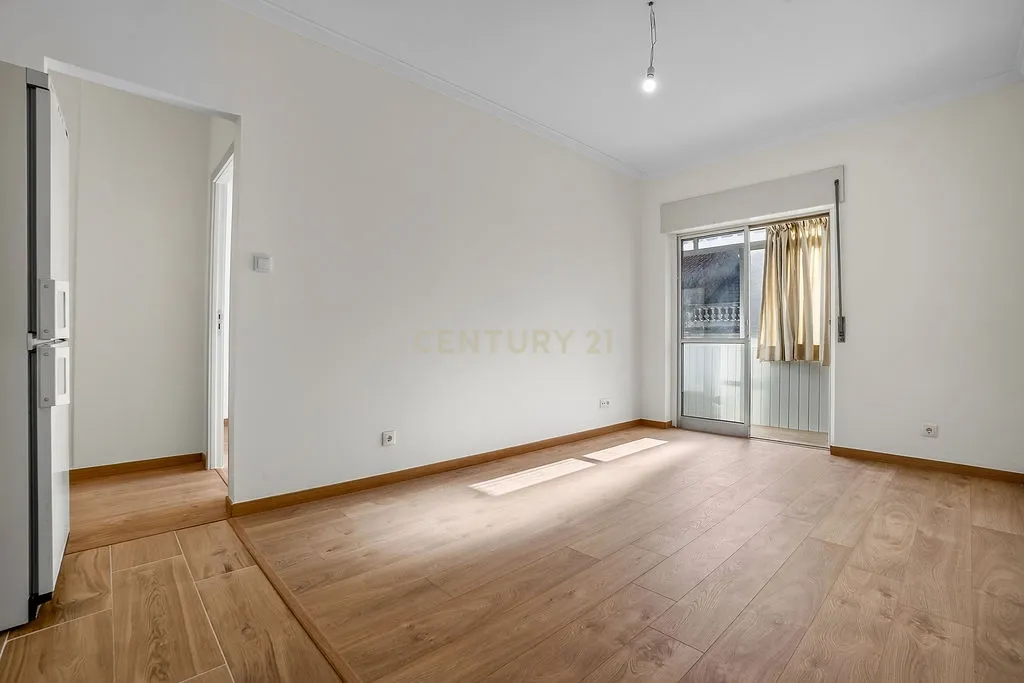 T1 Renovado em Campo de Ourique, Lisboa - Image 22