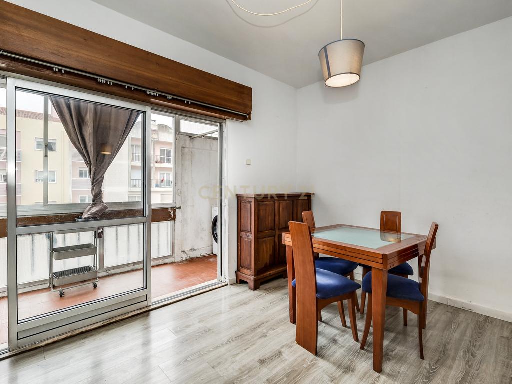 Apartamento T1 em Monte Abraão, Queluz - Oportunidade Única! - Image 14