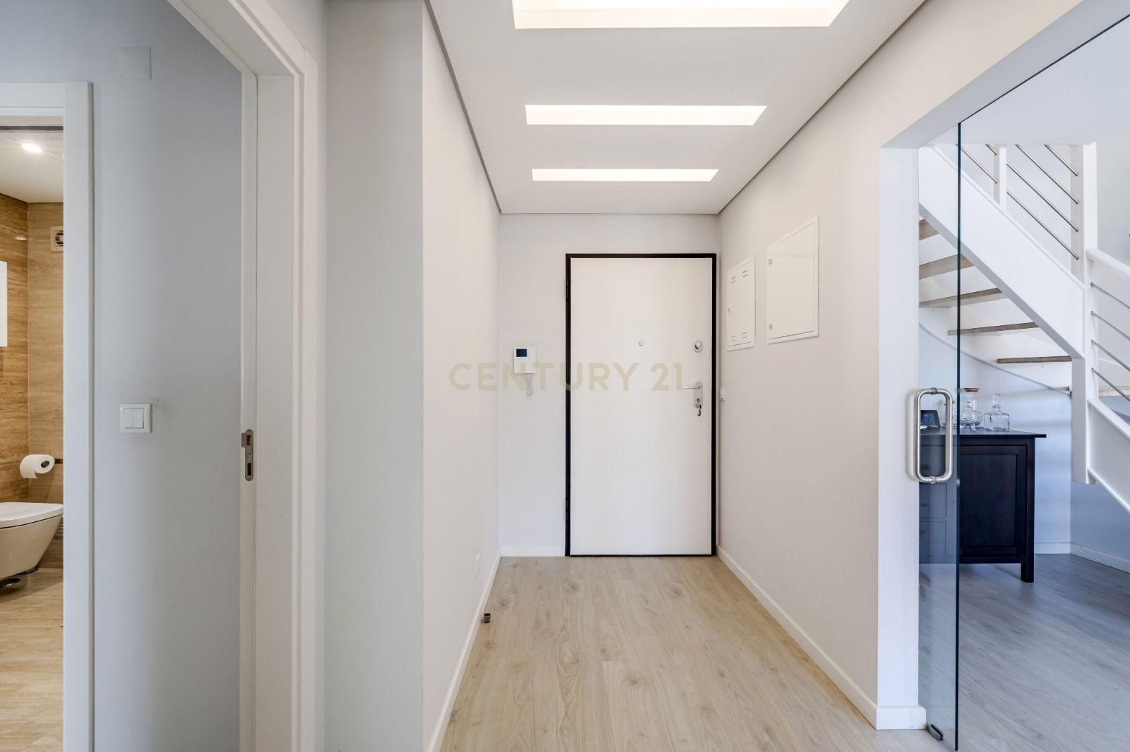 Fotografia 8 de T3+1 Duplex com Box e Churrasqueira | Quinta da Fábrica | Vale de Milhaços