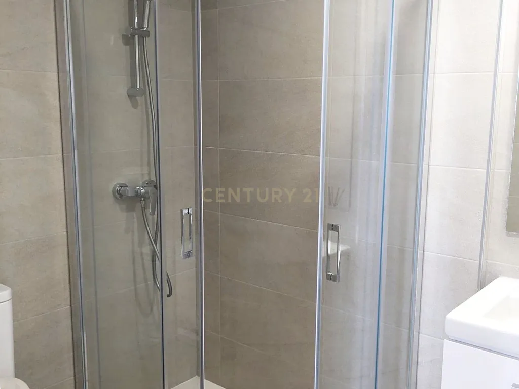 ESPECTACULAR APARTAMENTO PARA VENDA NO ARRANHA-CÉUS DE MALAGA! - Image 11