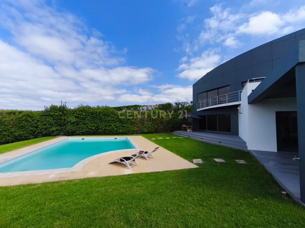 Moradia de Luxo com vista Mar em São Miguel, Açores - Image 10