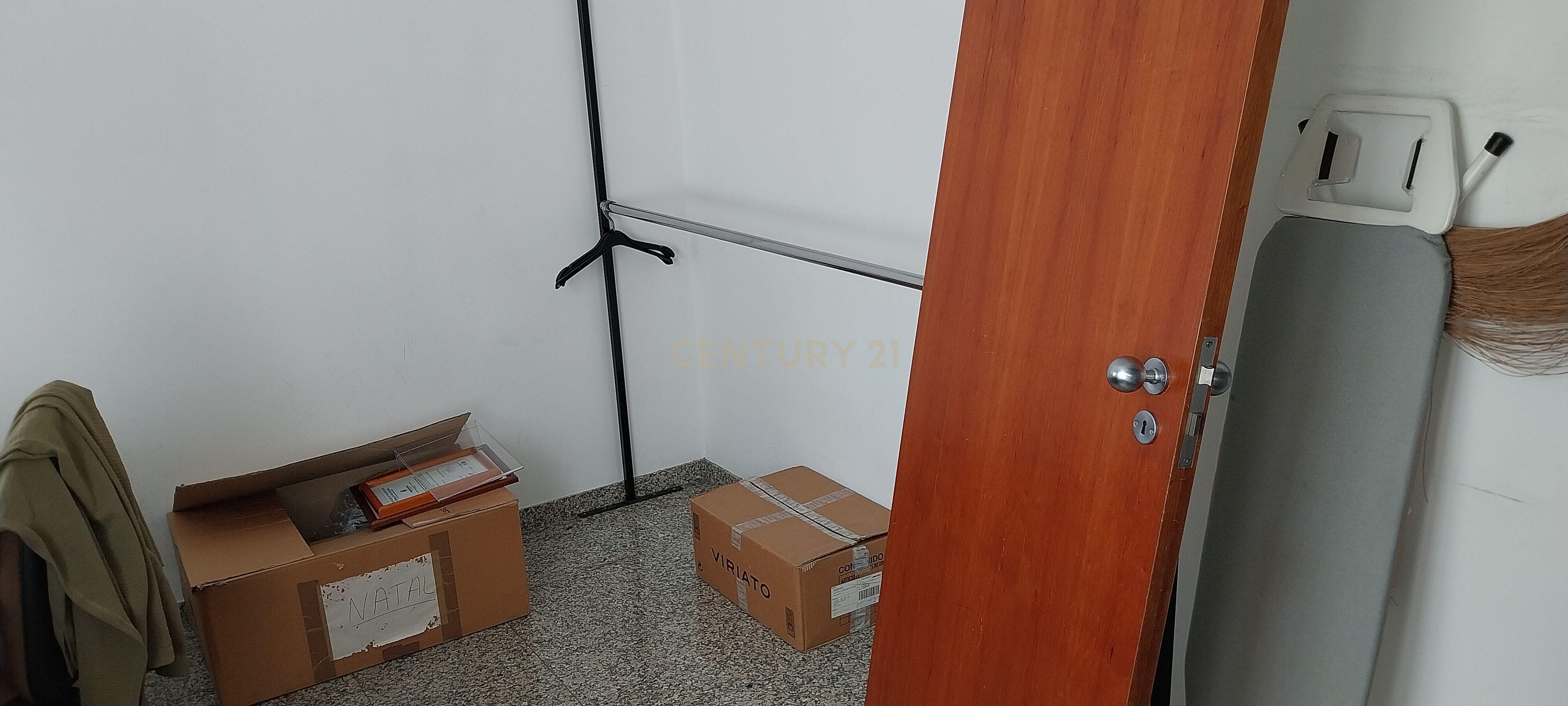 Loja de rua, em excelente localização no centro da Pontinha - Odivelas - Image 13