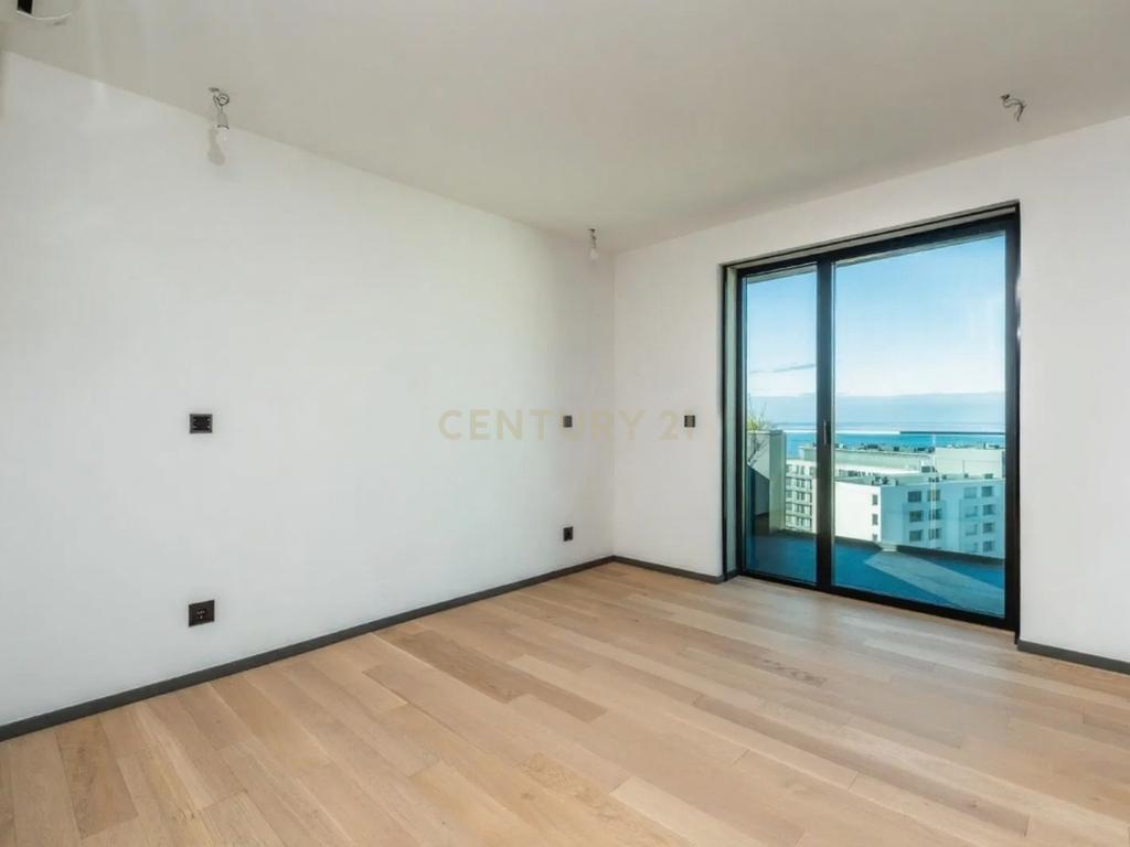 Apartamento T3 Exclusivo com terraço Privativo, Varino 7 ,Funchal - Image 8