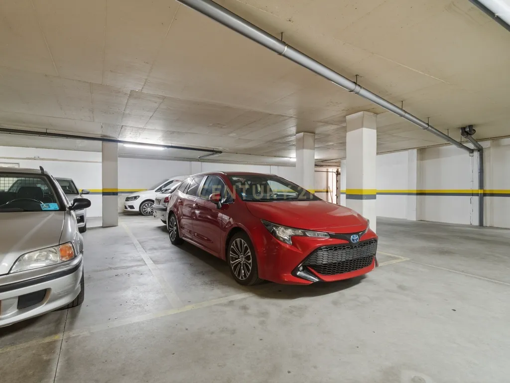 Apartamento T3 com terraço privativo, churrasqueira, zona de refeição e forno a lenha — Venda do Valador, Venda do Pinheiro - Image 39