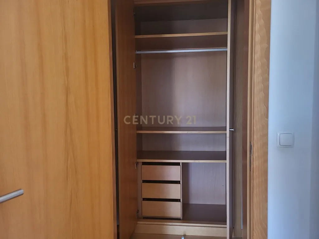 Apartamento T1 Vila Franca de Xira - Image 4