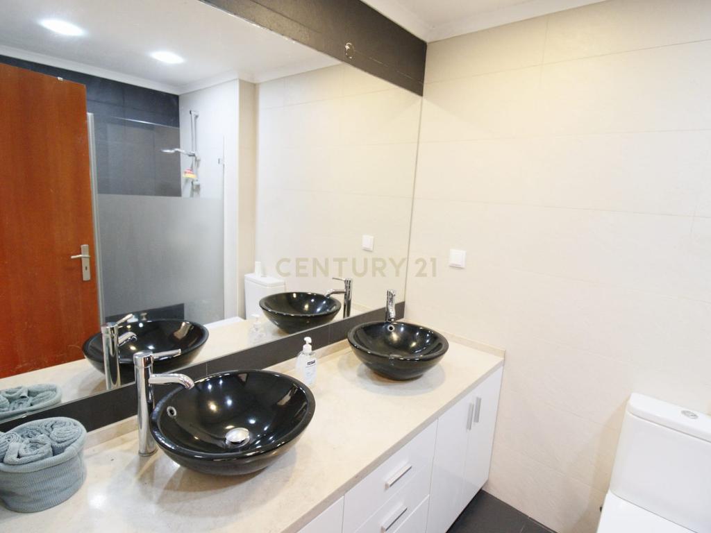 Apartamento T3 com Vista Serra em Alcabideche – Cascais - Image 19