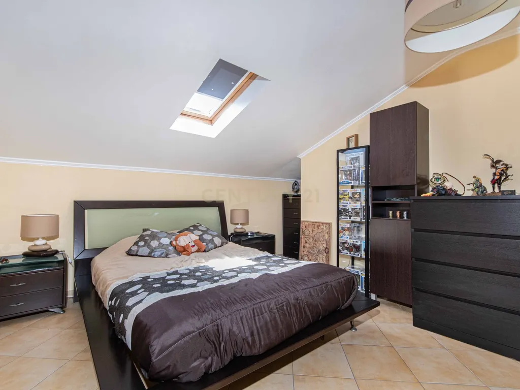 Moradia Exclusiva para Investimento em Quinta do Anjo, Palmela - Image 60