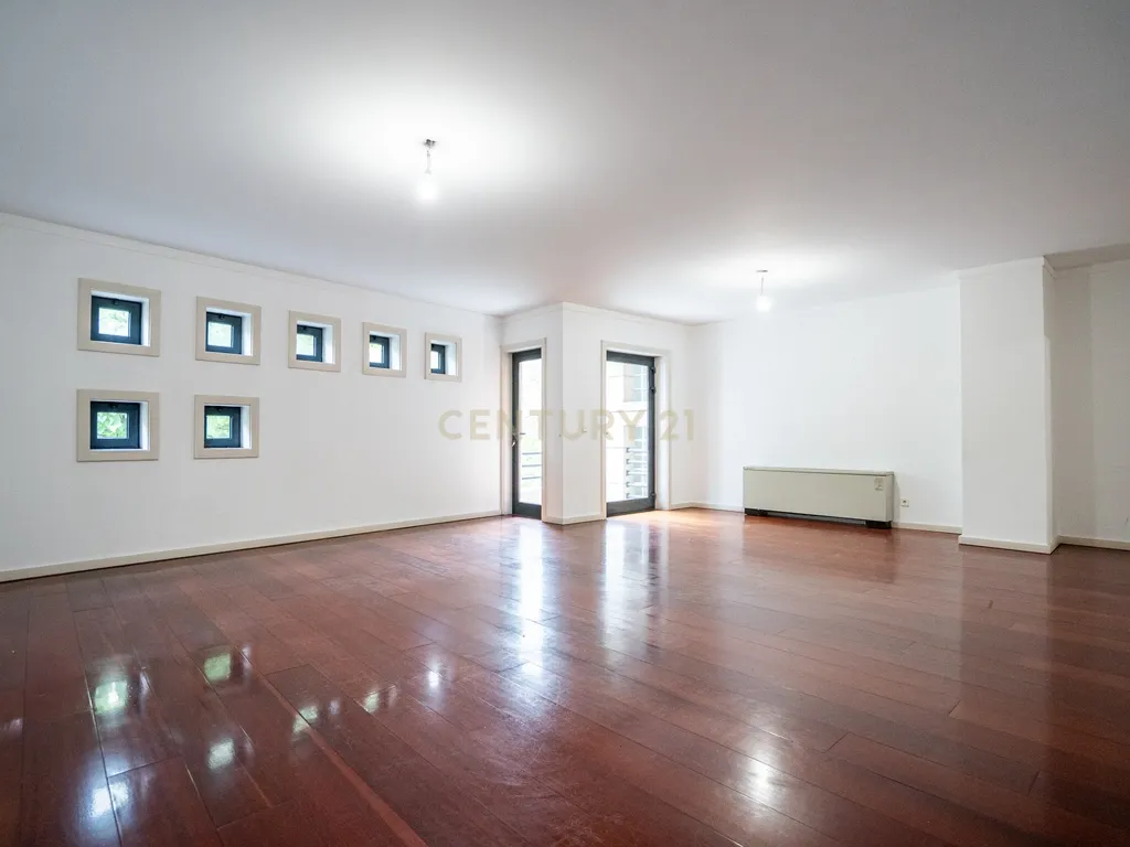 Apartamento T4 Parque das Nações | Expo Norte - Image 9