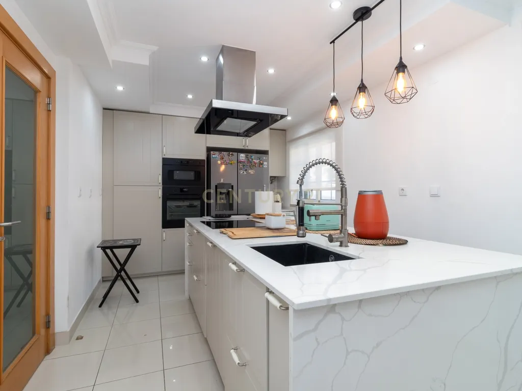 🏡 Moradia T3 em Bacelos de Gaio – Conforto, Espaço e Qualidade de Vida no Seixal - Image 8